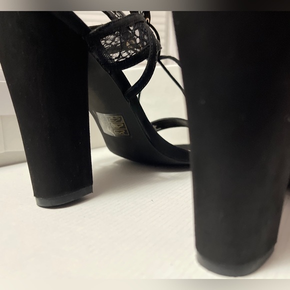 Ankle strap block heels - Call it Spring - Picture 3 of 4